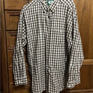 St Johns Bay mens (no tag but fits like a 2xlarge) long sleeve brown plaid shirt